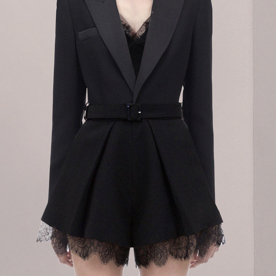 Jumpsuit Ren Nữ Màu Đen Phong Cách Hepburn Sang Trọng Thanh Lịch Thu Đông 2026 - Ảnh 3