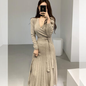 Váy Dài Dệt Kim Xếp Ly Nữ Phong Cách Dịu Dàng Thu Đông