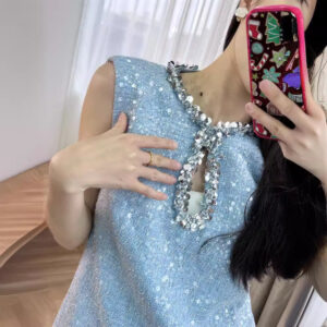 Đầm Nữ Đầu Thu 2026 Tweed Dệt Thô Cut-Out Đính Sequin Và Đá Cổ Tròn Sát Nách Sang Trọng - Ảnh 3