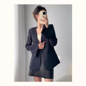 Áo Blazer Nữ Đen Satin Acetate Tay Bèo Phong Cách Thanh Lịch Tối Giản Tôn Dáng Thời Trang - Ảnh 3