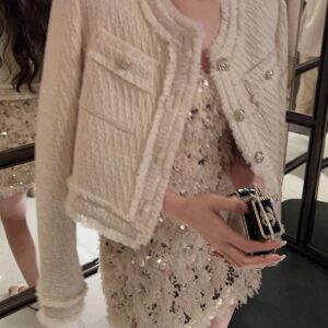 Áo Khoác Dạ Tweed Nữ 2026 Thu Đông Dệt Sợi Ánh Kim Tua Rua Sang Trọng Phong Cách Tiểu Hương Phong