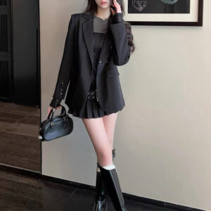 Alternative view of Áo Blazer Nữ Màu Đen Thu 2026 Dáng Rộng Thiết Kế Xẻ Tà Sau Phong Cách Thanh Lịch Hiện Đại