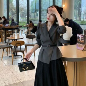 Set Đầm Nữ 2 Món Phong Cách Hepburn Chiết Eo Tôn Dáng Dáng Vest Thanh Lịch Thu Đông 2026 - Ảnh 4