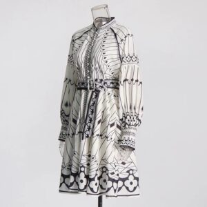 Đầm Hoa Nữ 2026 Phong Cách Pháp Cổ Điển Tay Phồng Chiết Eo Dáng Xòe Thanh Lịch - Ảnh 4