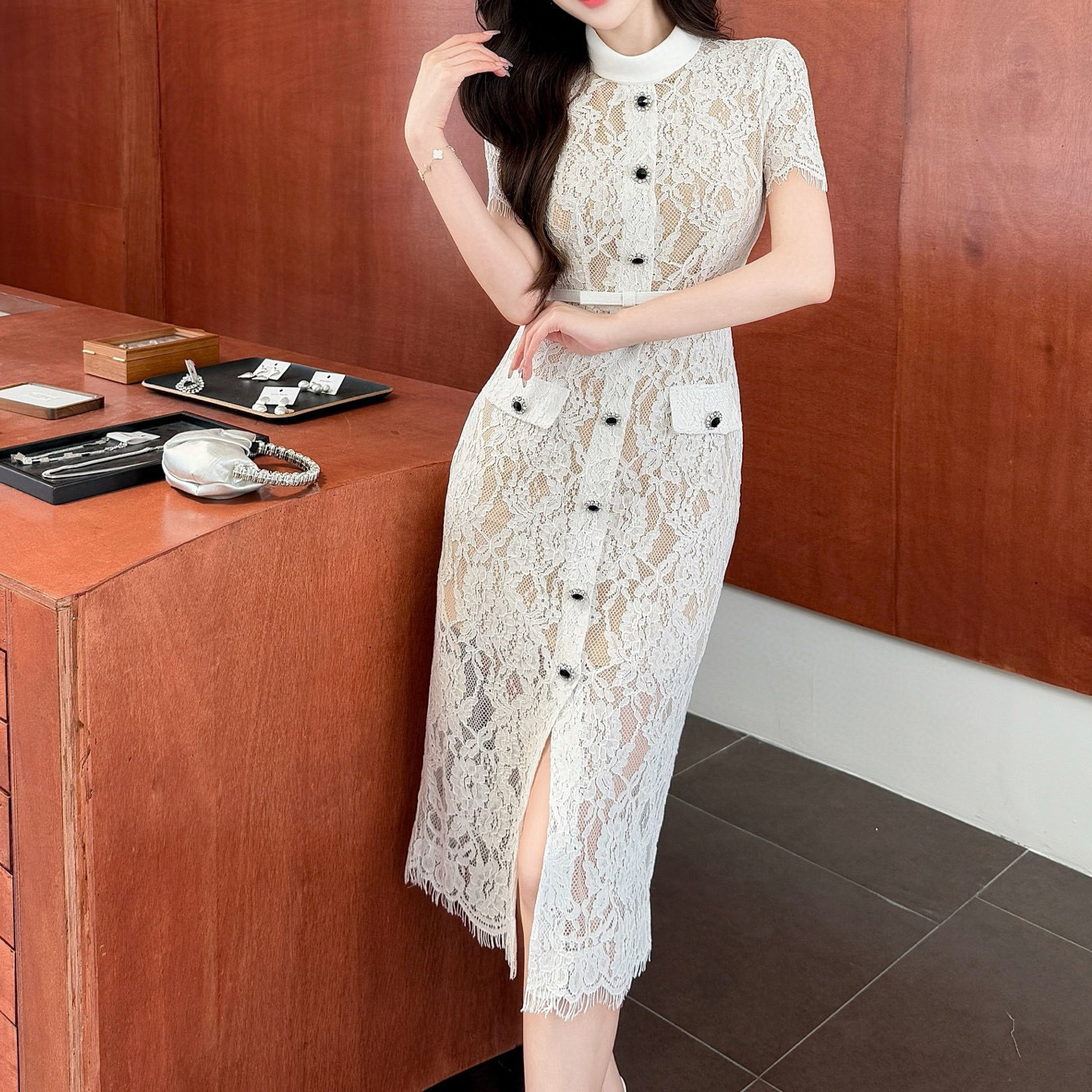 Đầm Dài Dự Tiệc Nữ Phong Cách Pháp Cổ Điển Ren Lông Mi Hàng Nút Đơn Ôm Dáng Tôn Dáng Thanh Lịch - Ảnh 3