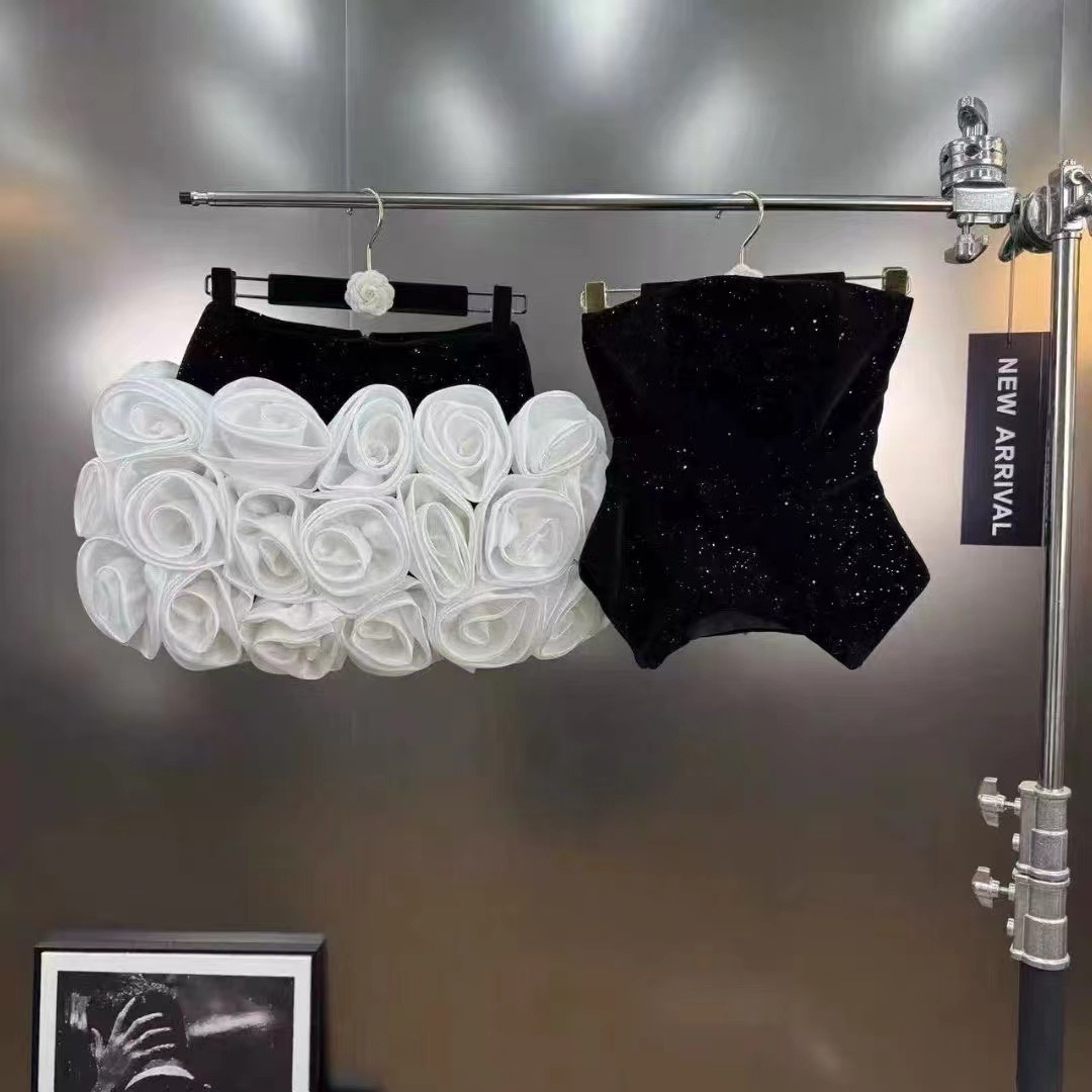Set Đồ Nữ Cúp Ngực Ôm Eo Đính Hoa Sang Trọng Thiết Kế Độc Đáo Dự Tiệc - Ảnh 3