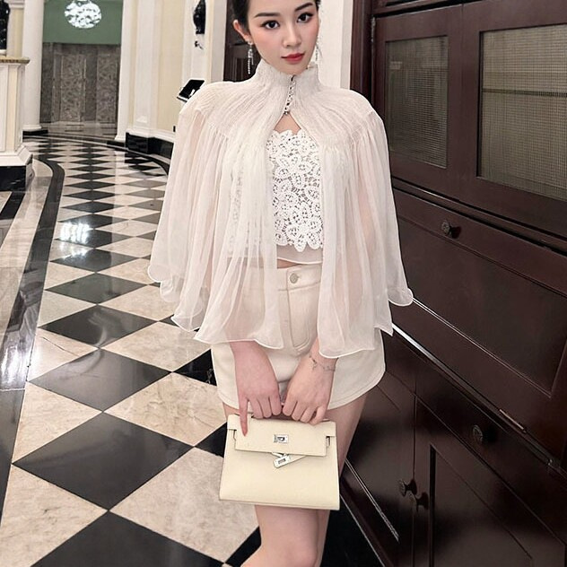 Set 2 Mảnh Nữ Phong Cách Pháp Áo Yếm Thêu Họa Tiết Cung Điện Sang Trọng - Ảnh 4