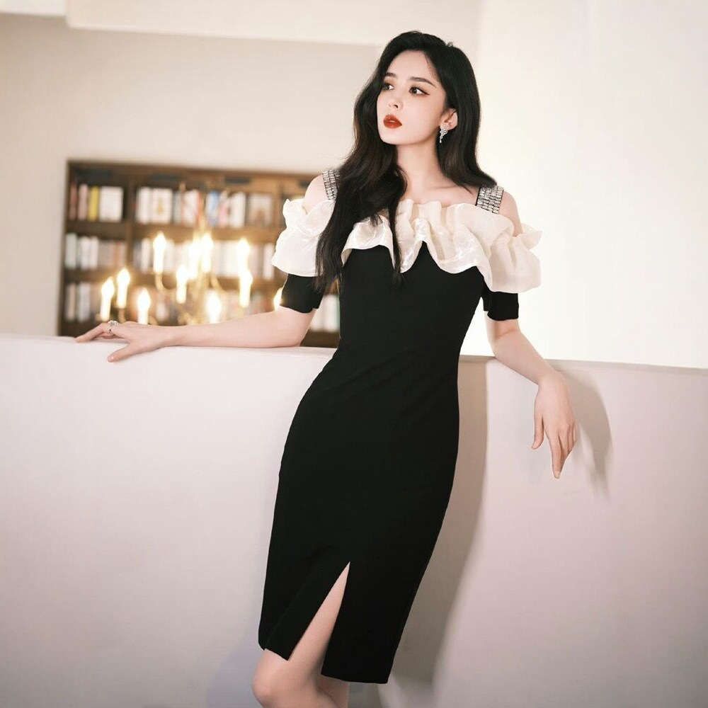 Đầm Nữ Đen Hai Dây Đính Đá Lấp Lánh Ôm Dáng Vai Ngang Bèo Nhún Tôn Đường Cong Sang Trọng - Ảnh 3