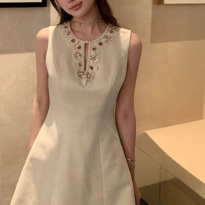 Đầm Nữ Dáng Ngắn Thanh Lịch Sang Trọng Thiết Kế Tôn Dáng Cho Người Thấp - Ảnh 2
