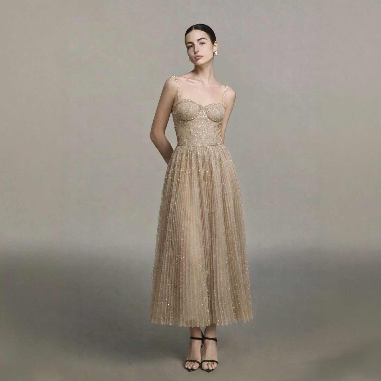 Đầm Sequin Hai Dây Dáng Dài Xòe Rộng Phong Cách Sexy Sang Trọng - Ảnh 4