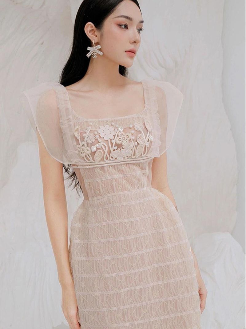 Đầm Thêu Hoa Tay Cánh Bướm Phong Cách Tiểu Thư Thanh Lịch Nữ Tính