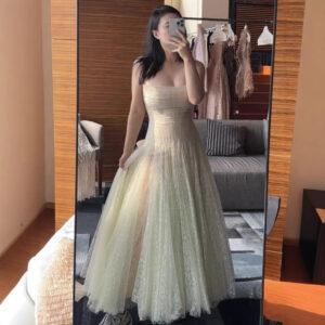 Đầm Nữ Dáng Dài Ren Lưới Đính Sequin Cổ Yếm Ôm Dáng Phong Cách Nữ Thần - Ảnh 4