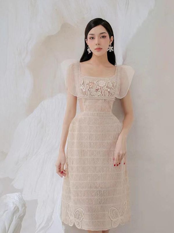 Đầm Thêu Hoa Tay Cánh Bướm Phong Cách Tiểu Thư Thanh Lịch Nữ Tính - Ảnh 3